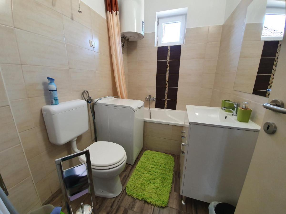 Flamingo Apartment Sárvár Dış mekan fotoğraf