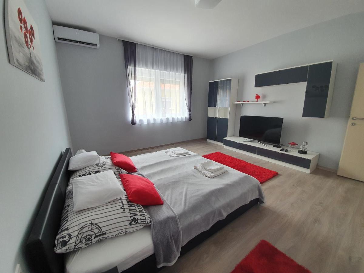 Flamingo Apartment Sárvár Dış mekan fotoğraf