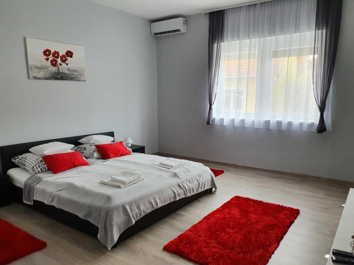 Flamingo Apartment Sárvár Dış mekan fotoğraf